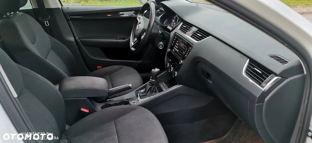 Skoda Octavia 1.5 TSI ACT Style DSG - 27