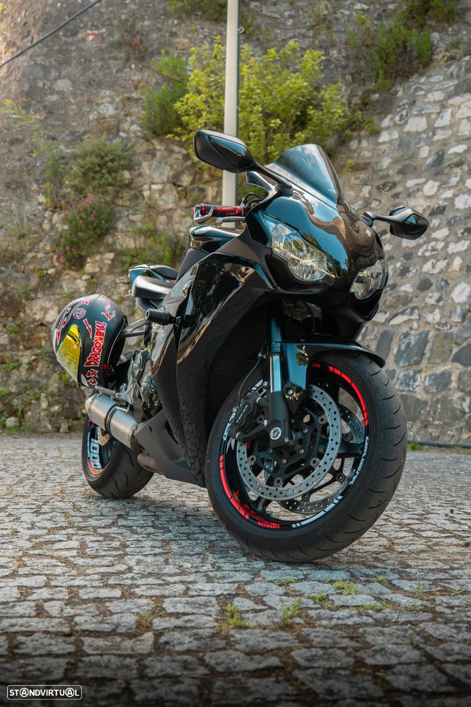 Honda CBR fireblade - 12