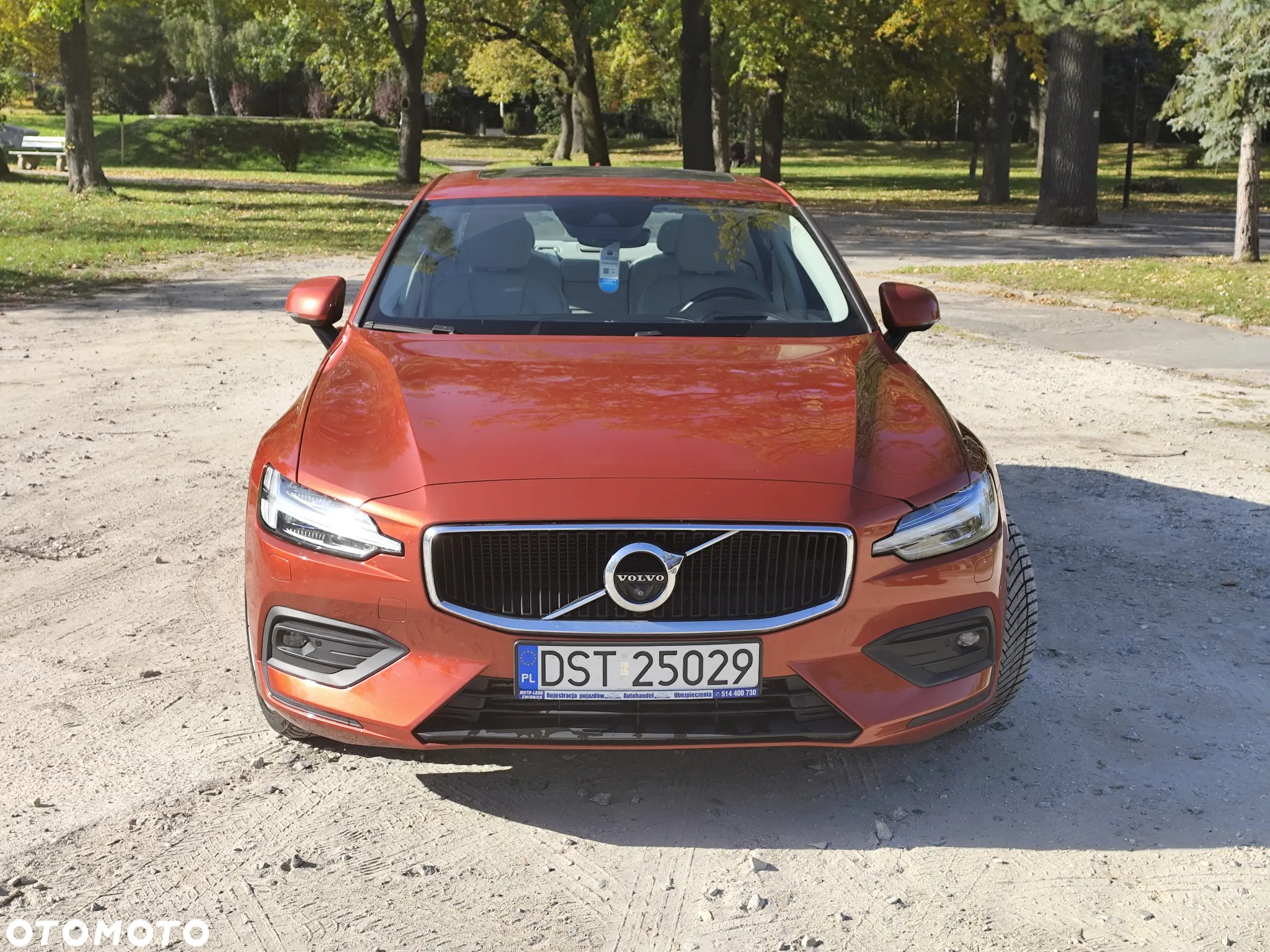 Volvo S60 T5 Momentum Pro - 3