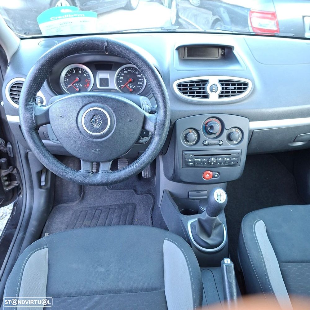 Renault Clio 1.2 TCE GT J15 - 9