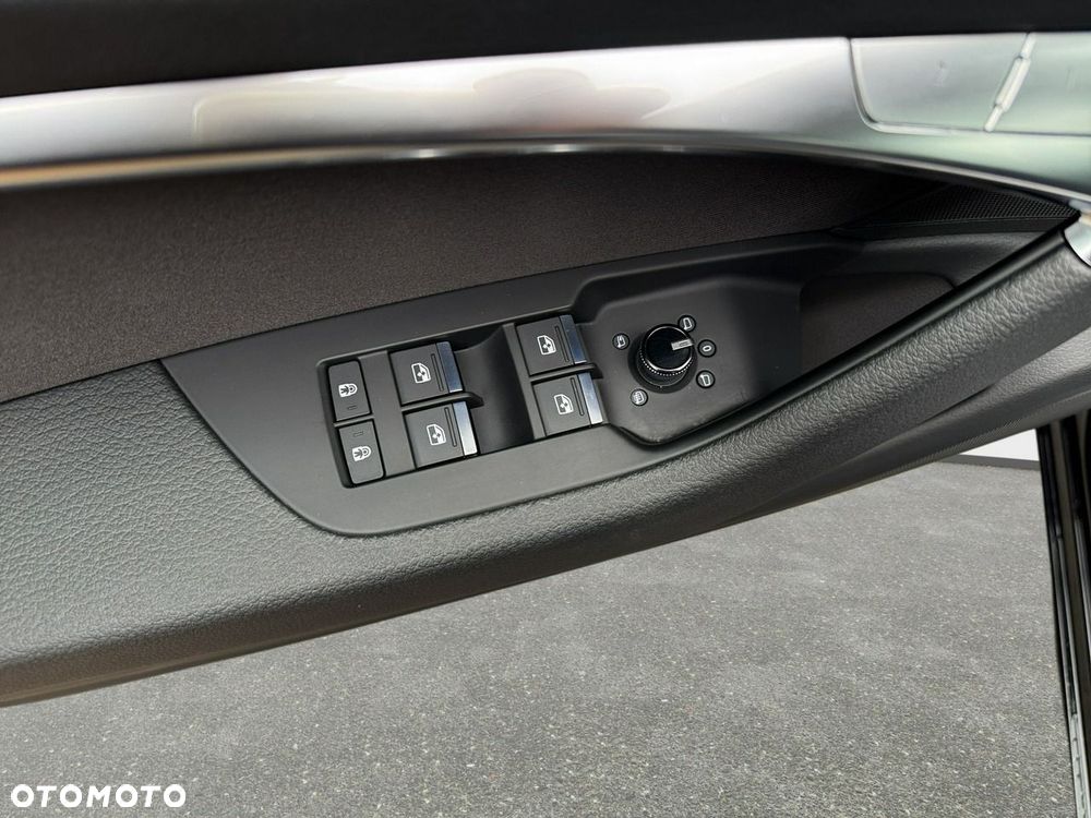 Audi A6 Avant 45 TFSI quattro S tronic - 32