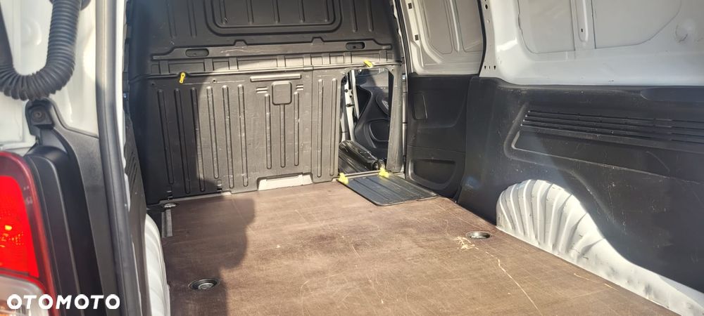 Opel Combo - 21