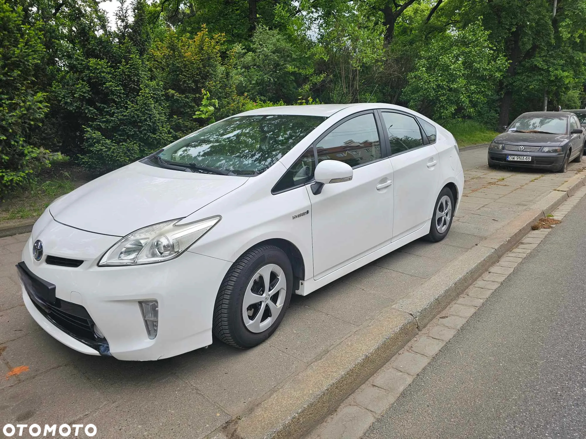 Toyota Prius (Hybrid) - 9