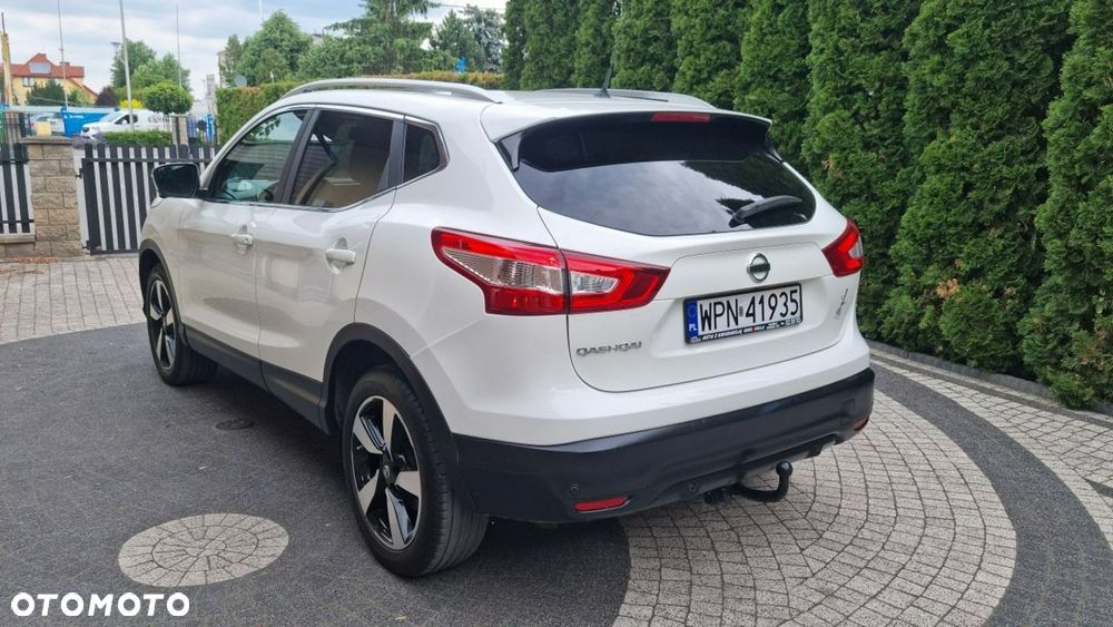 Nissan Qashqai - 4