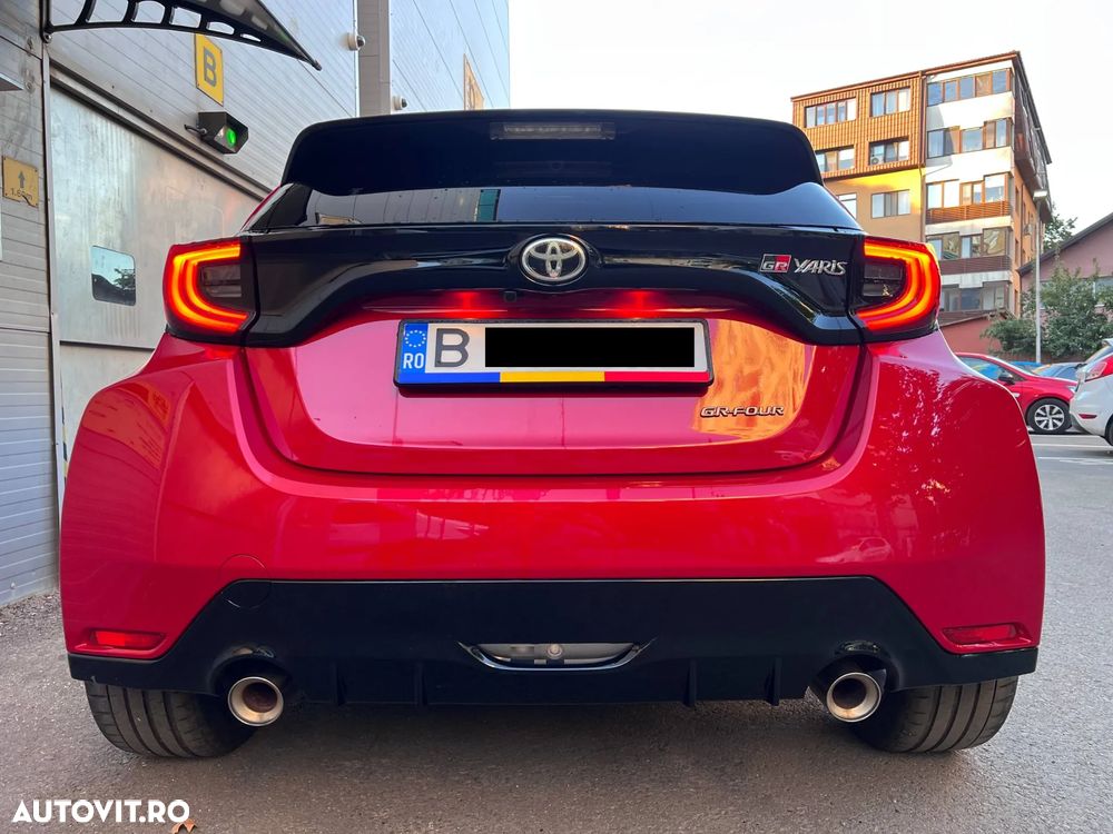 Toyota Yaris - 4