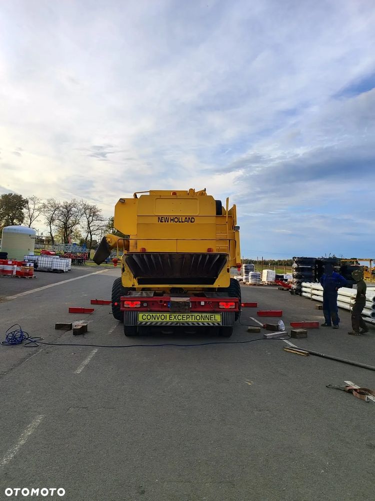 New Holland TX 66 2001R - 26