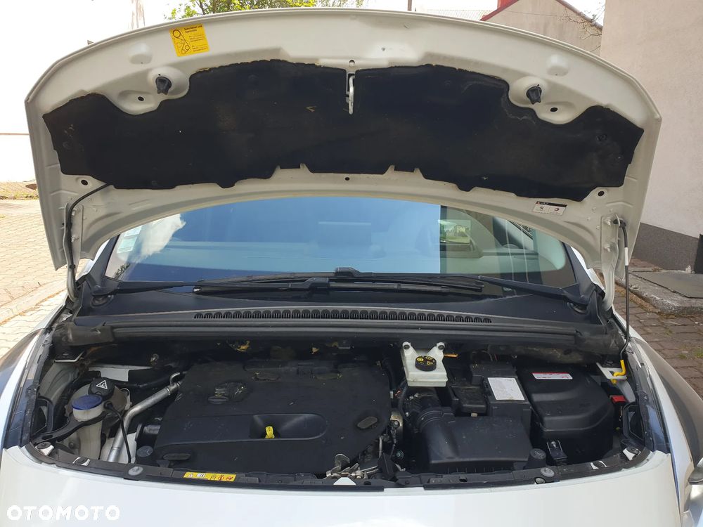 Peugeot 3008 HDi 150 Allure - 21