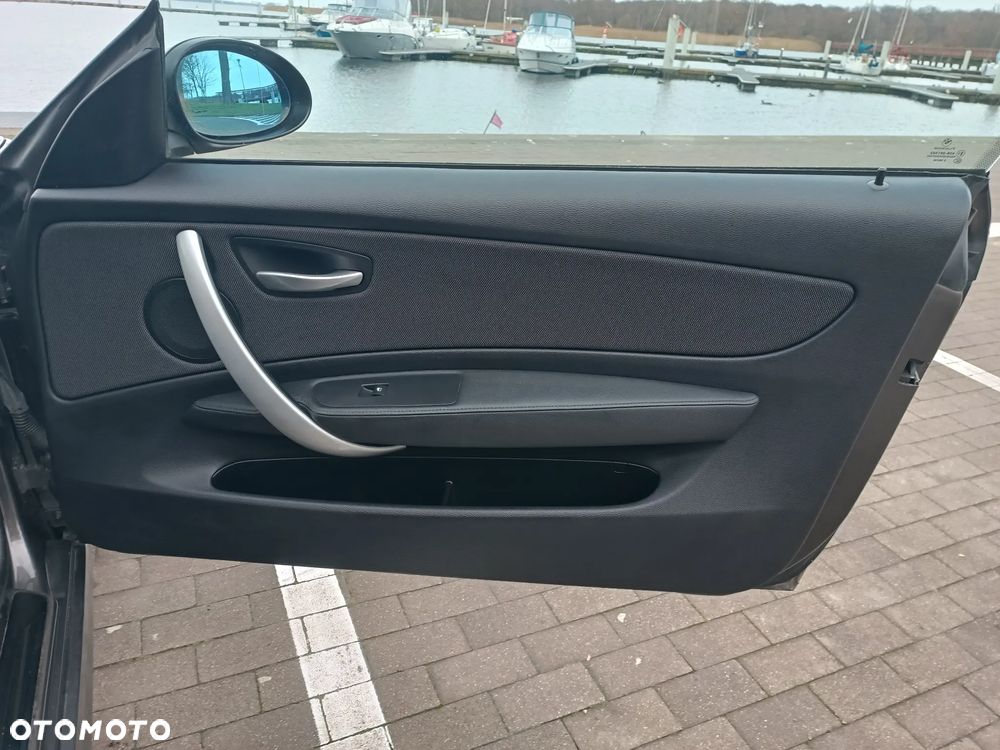 BMW Seria 1 118d DPF - 14
