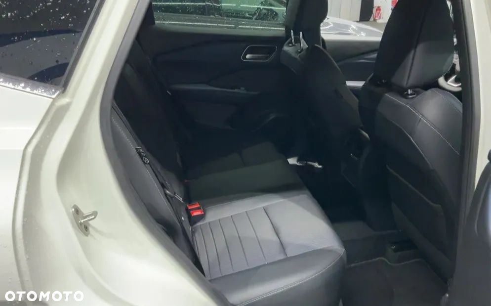 Nissan Qashqai - 11