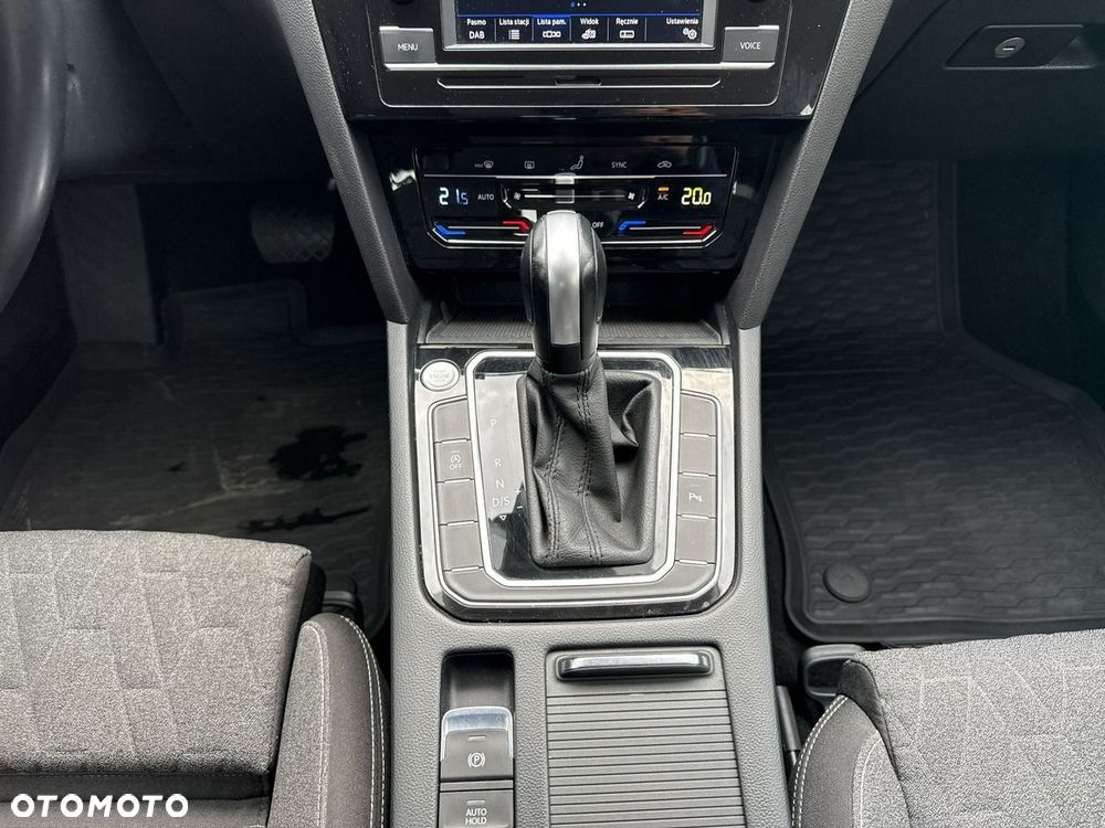 Volkswagen Passat 1.5 TSI EVO Business DSG - 24
