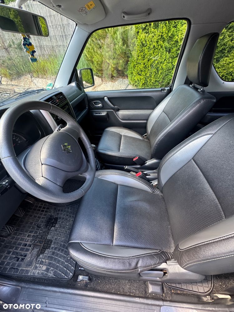 Suzuki Jimny - 10