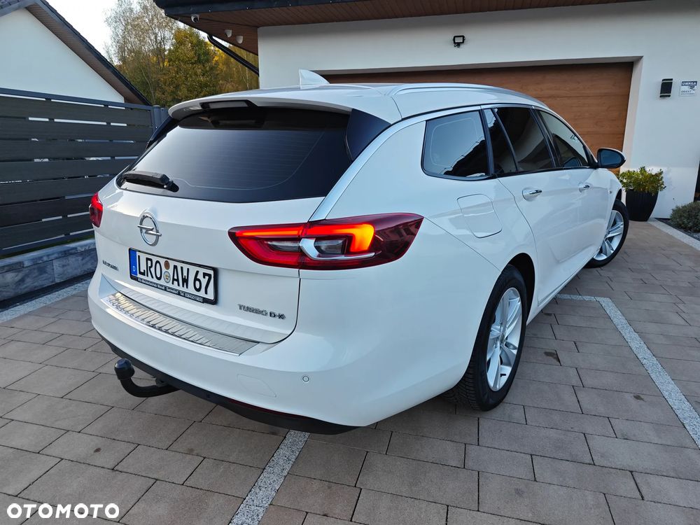 Opel Insignia - 12