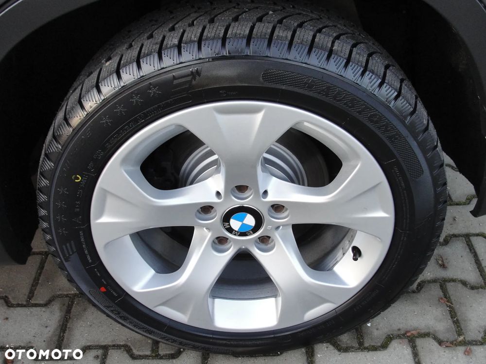 BMW X1 xDrive20d xLine - 16
