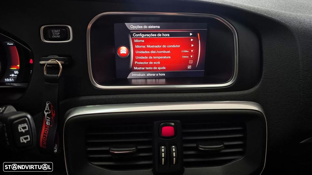 Volvo V40 Cross Country 2.0 D2 Momentum Geartronic - 41