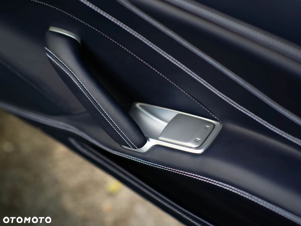 Ferrari California T - 16