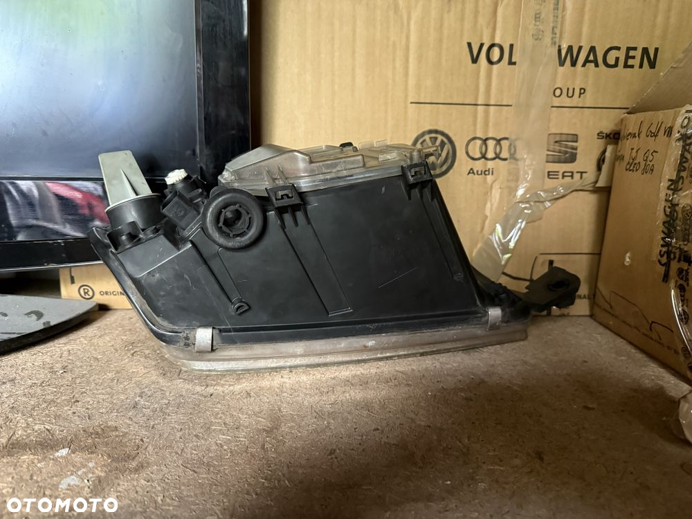 Lampa Lewy Przód Przednia Skoda Fabia I 1 - 6