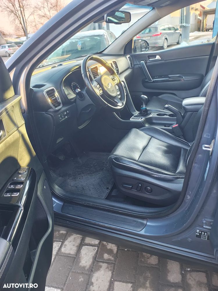 Kia Sportage 1.7 DSL MT 4x2 PREMIUM - 8