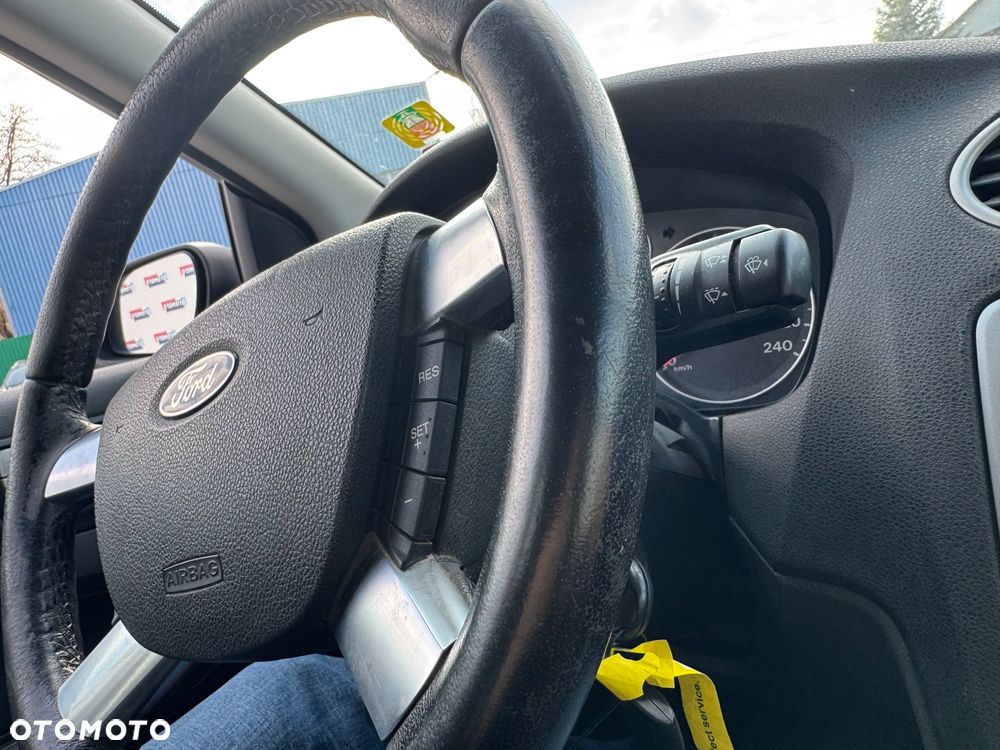 Ford Focus 1.8 Connection - 9