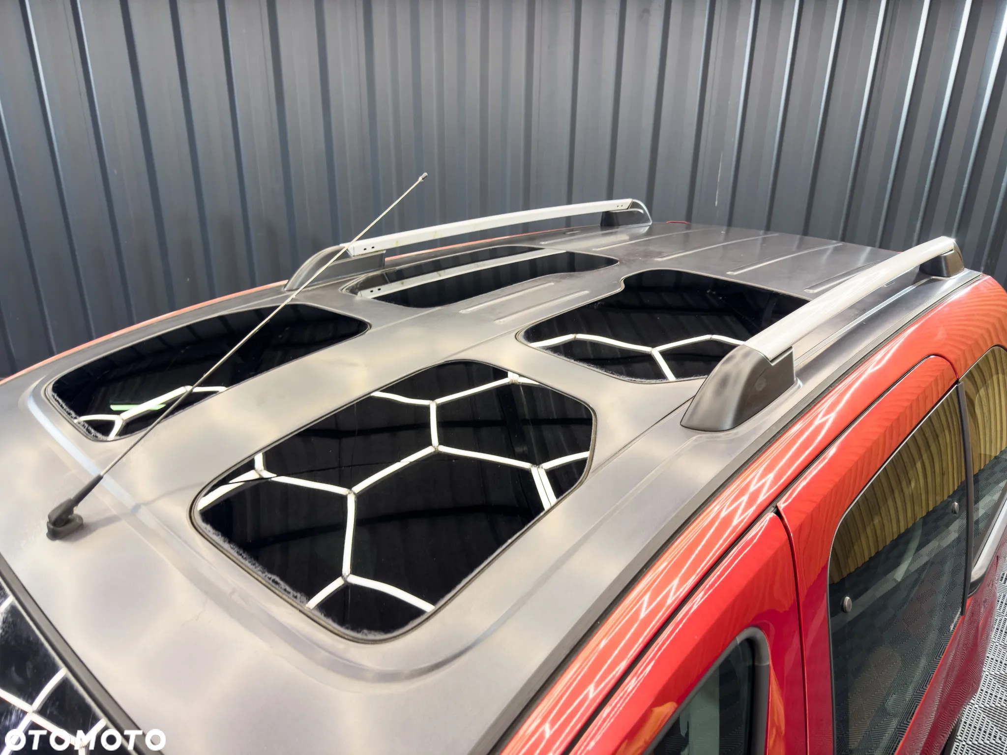 Citroën Berlingo 1.6 HDi 90 FAP CoolTech - 2