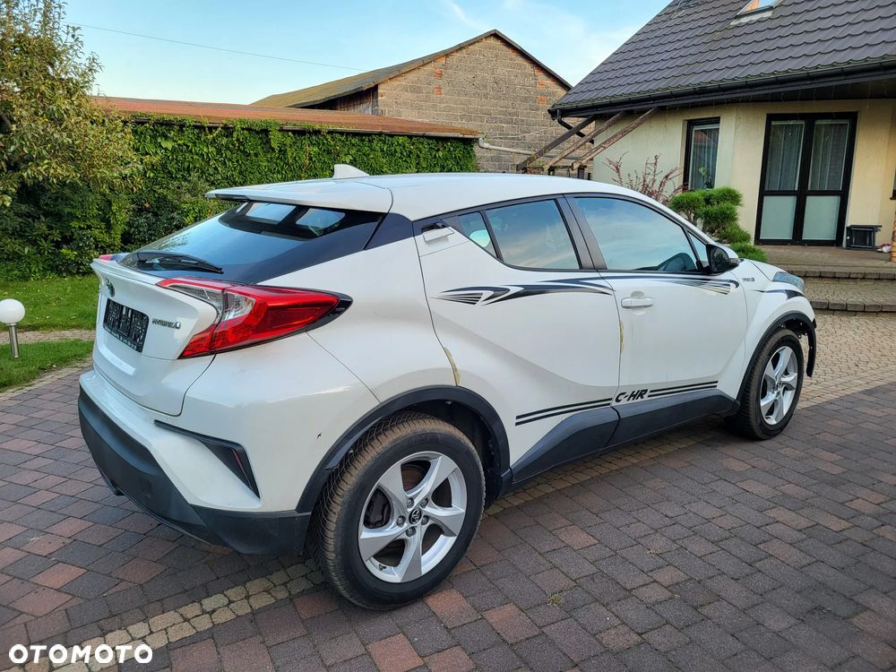 Toyota C-HR - 3