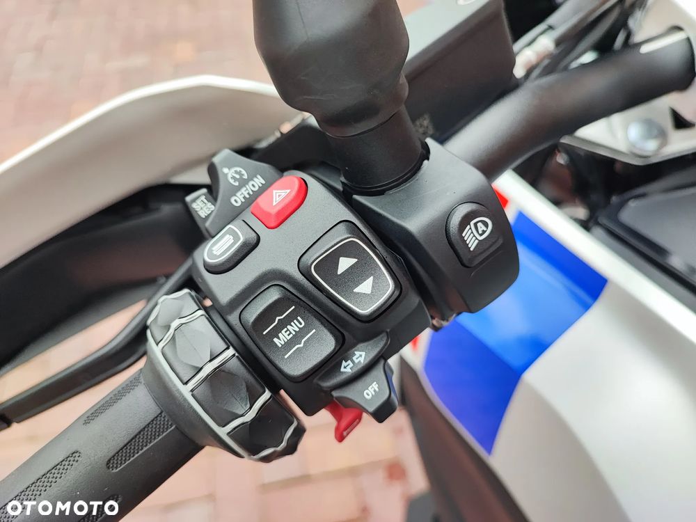 BMW R - 18
