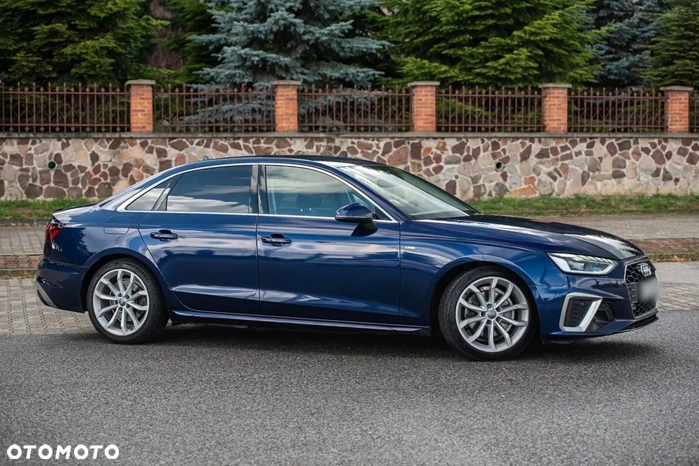 Audi A4 Limousine 35 TFSI mHEV S Line S tronic - 4