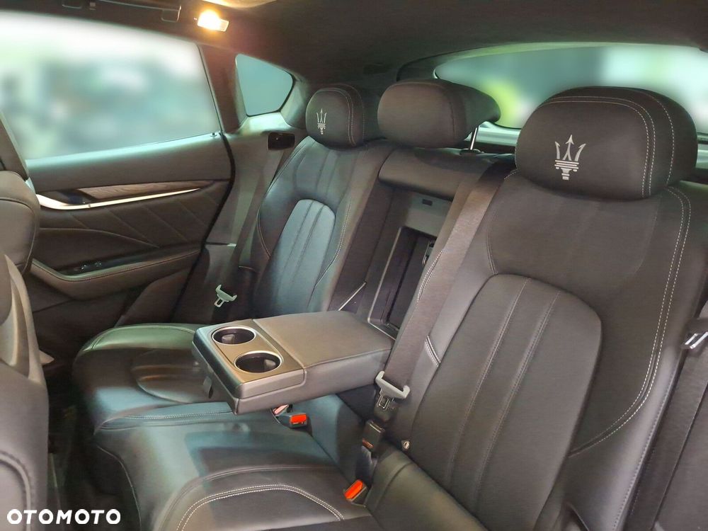 Maserati Levante - 18
