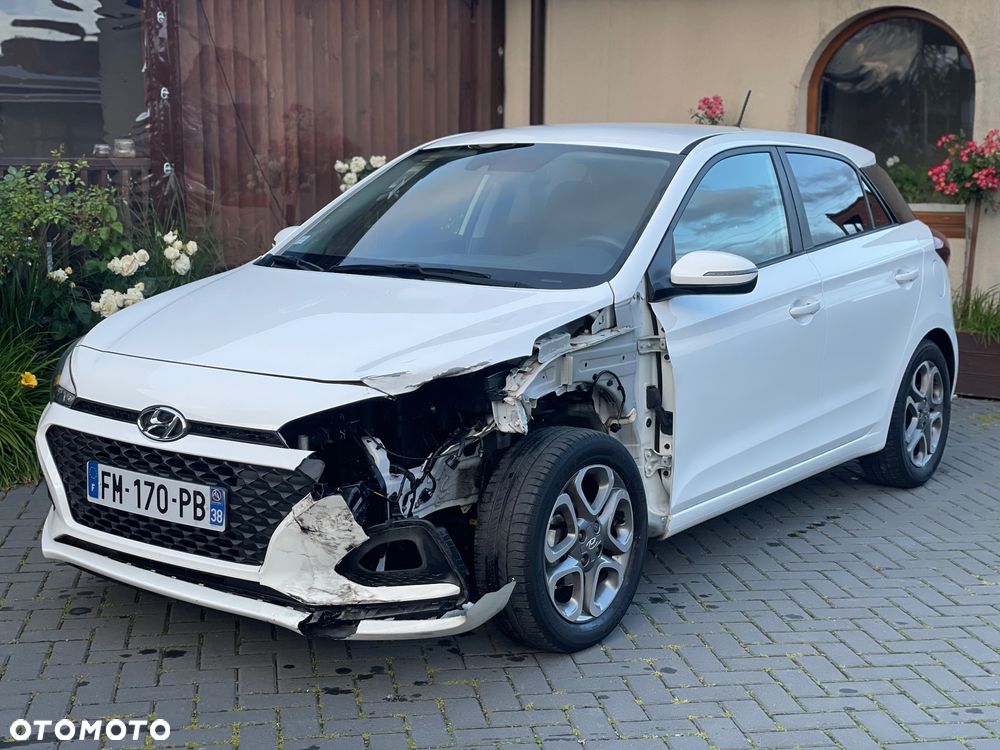 Hyundai i20 1.2 YES Gold - 9
