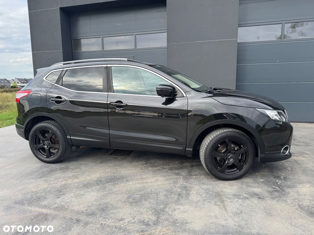 Nissan Qashqai 1.6 DCi 4x4 Black Edition EU6 - 4
