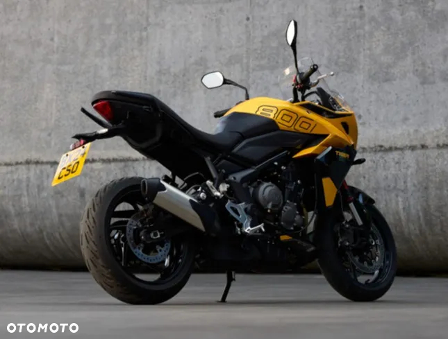 Triumph Tiger - 6