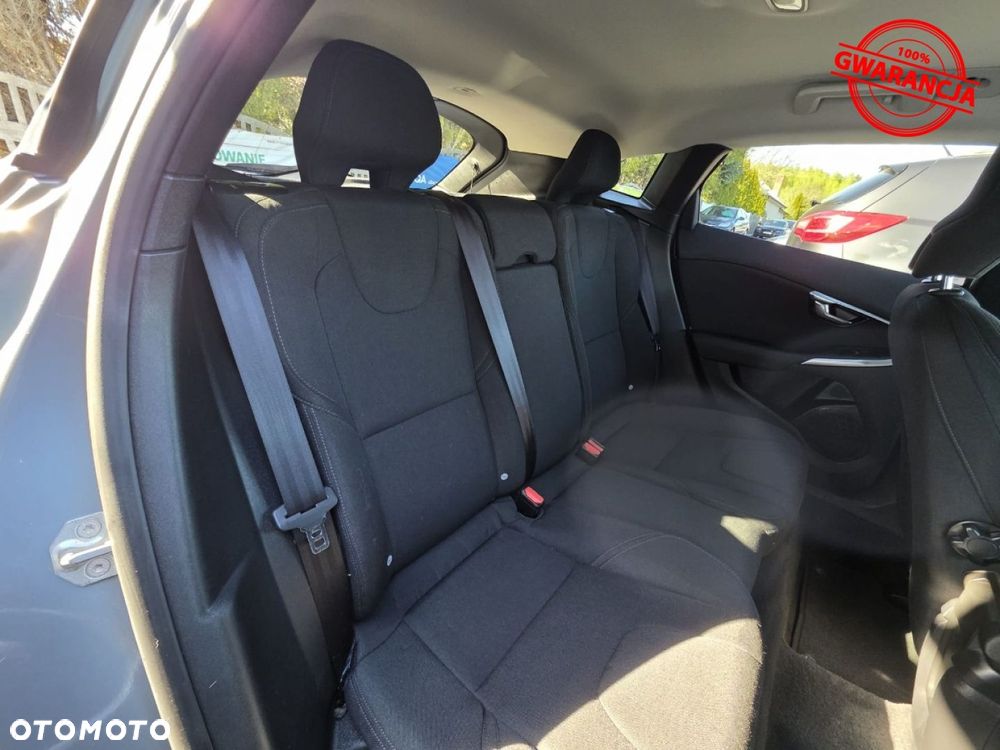 Volvo V40 - 20
