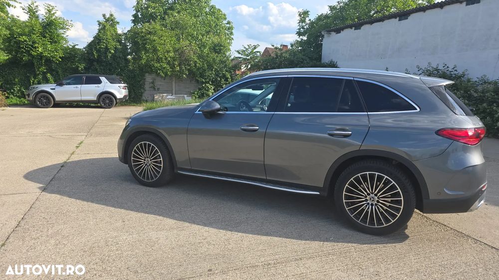 Mercedes-Benz GLC - 12