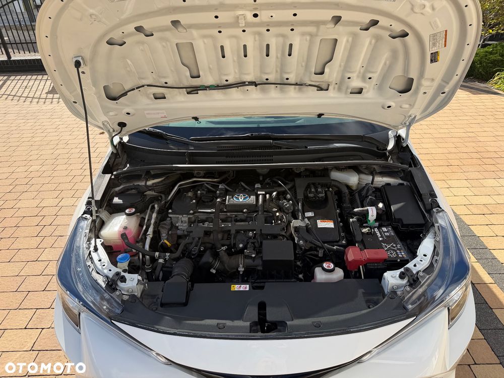 Toyota Corolla 1.8 Hybrid Comfort - 29