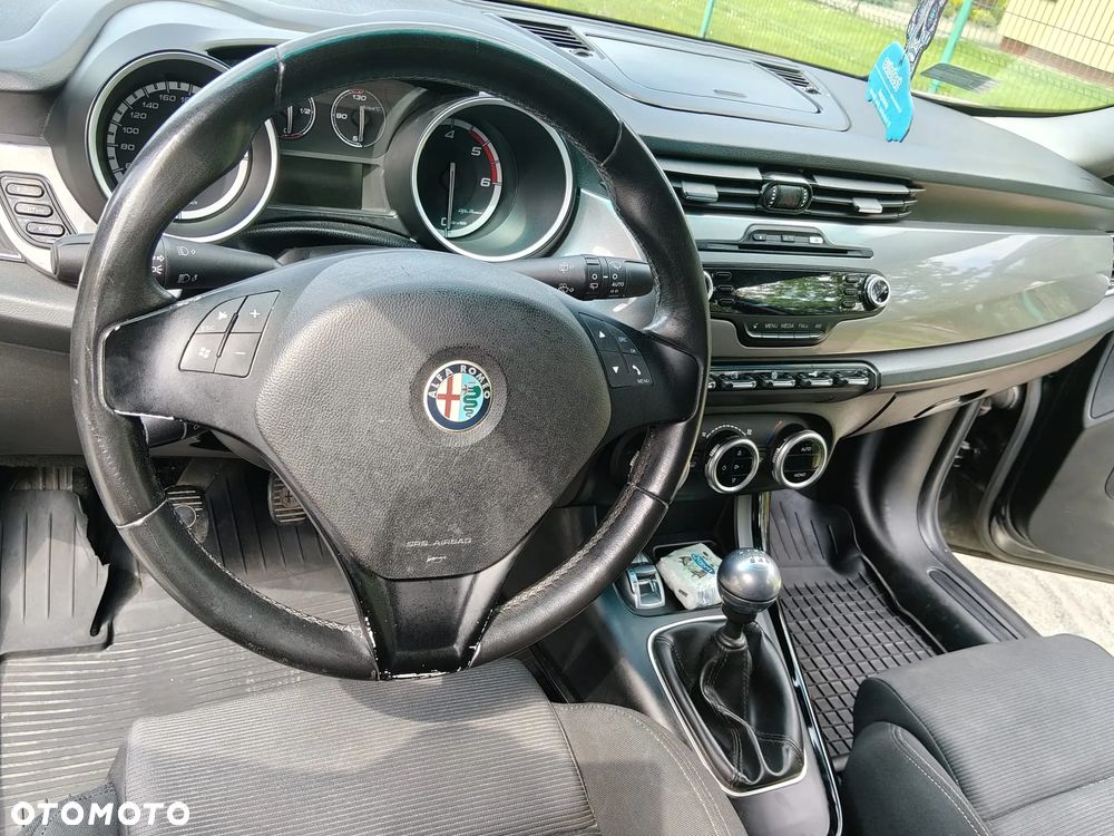 Alfa Romeo Giulietta - 11
