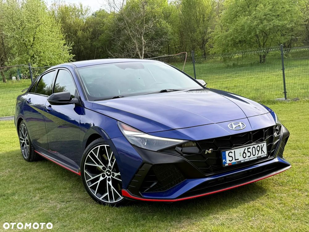 Hyundai Elantra - 3