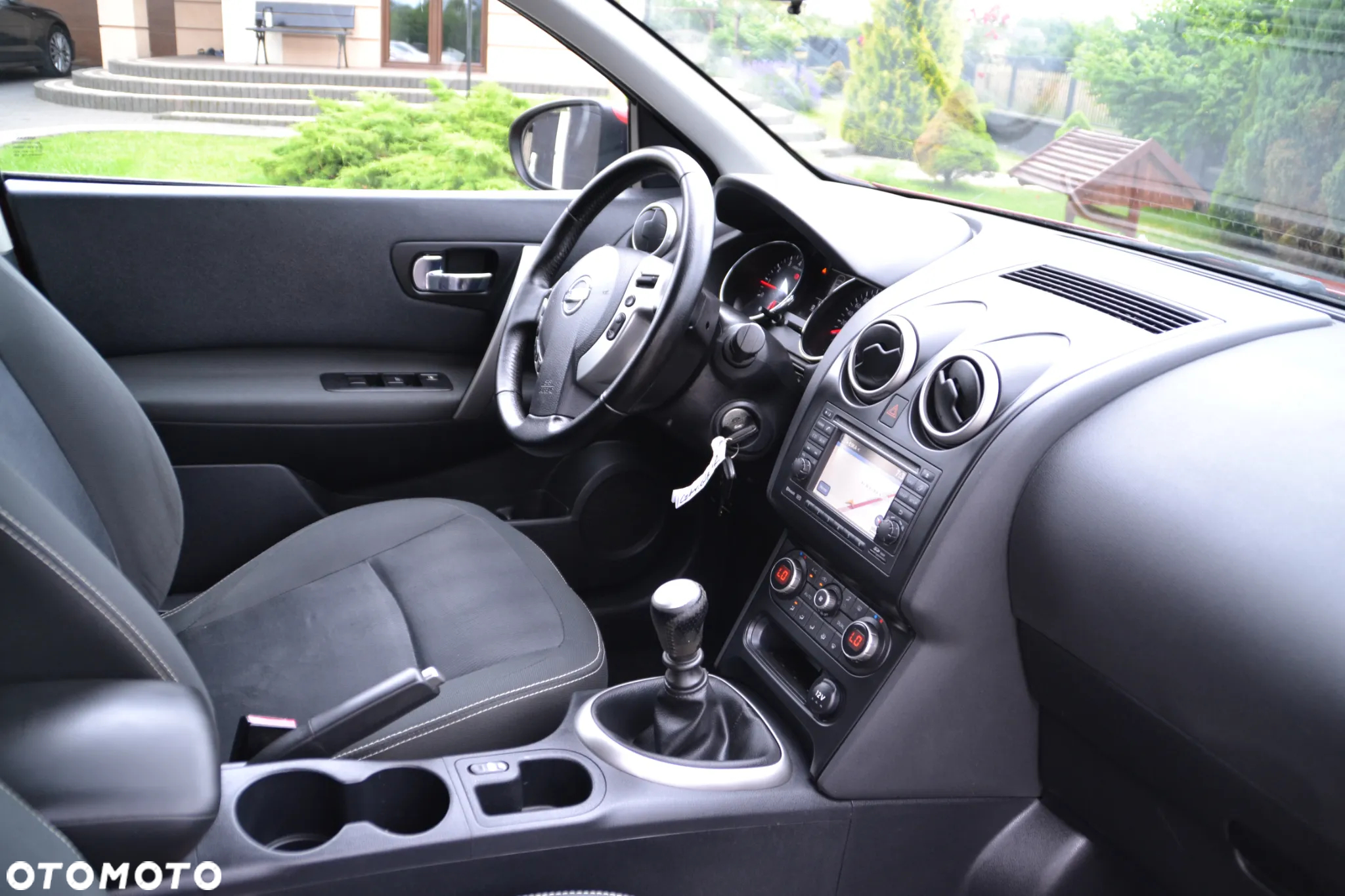 Nissan Qashqai+2 2.0 Tekna Premium - 29