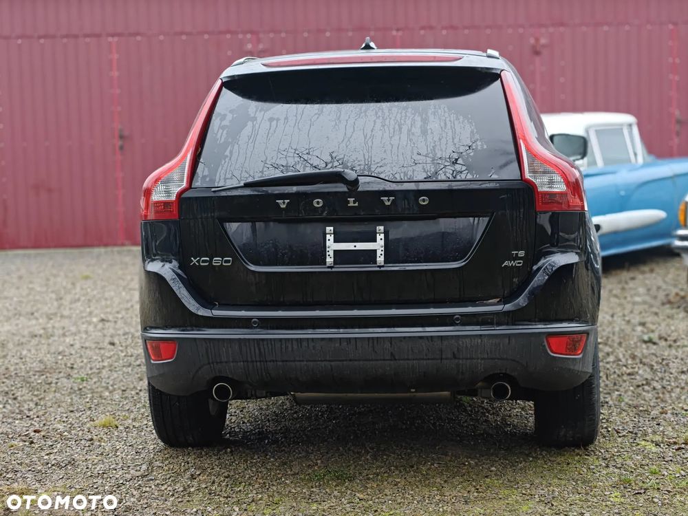 Volvo XC 60 T6 AWD Momentum - 21