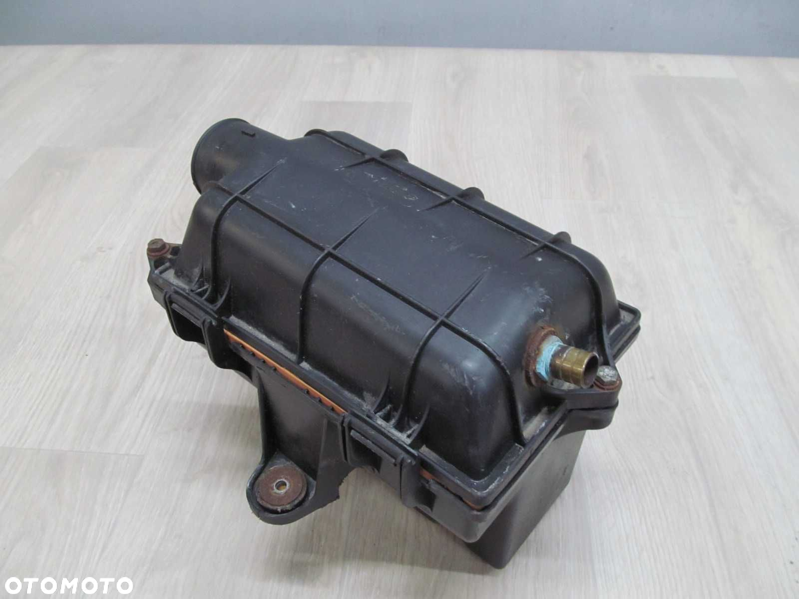 DAIHATSU HIJET 1.3 OBUDOWA FILTRA POWIETRZA - 4