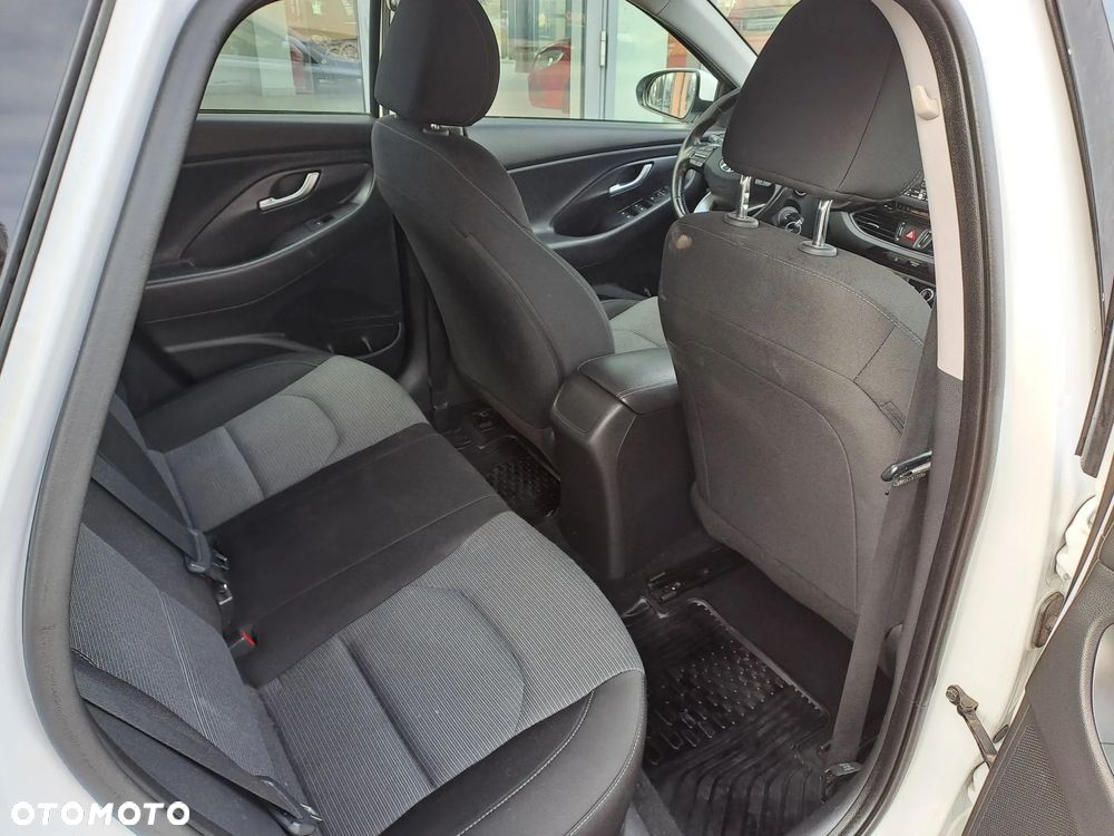 Hyundai i30 1.4 Style - 28