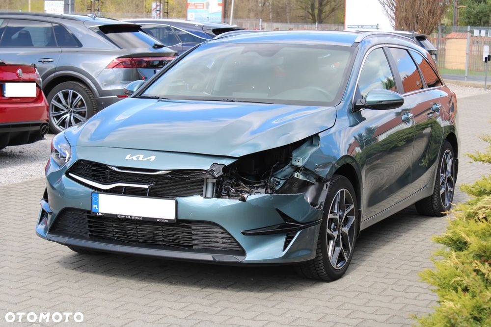 Kia Ceed 1.5 T-GDI Tribute - 4
