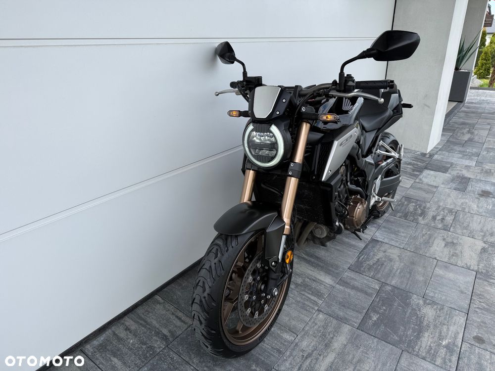 Honda CB - 9