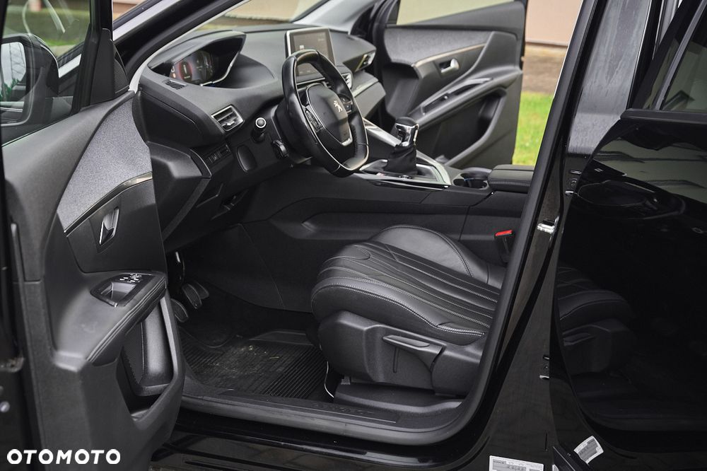 Peugeot 5008 BlueHDI 130 Allure Business-Paket - 20