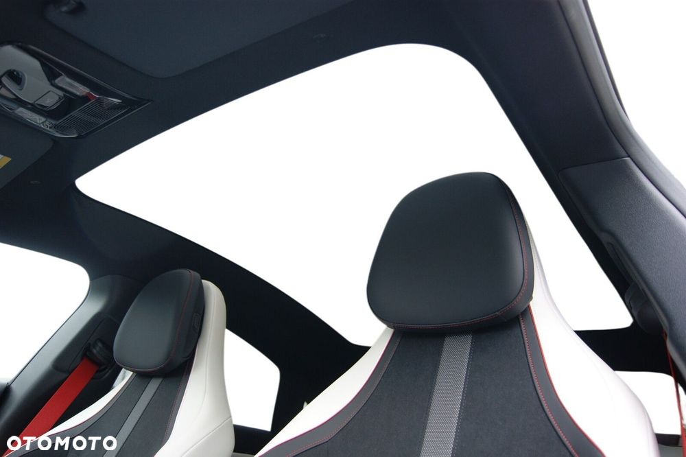 Mercedes-Benz CLA 200 mHEV 4-Matic 8G-DCT - 13