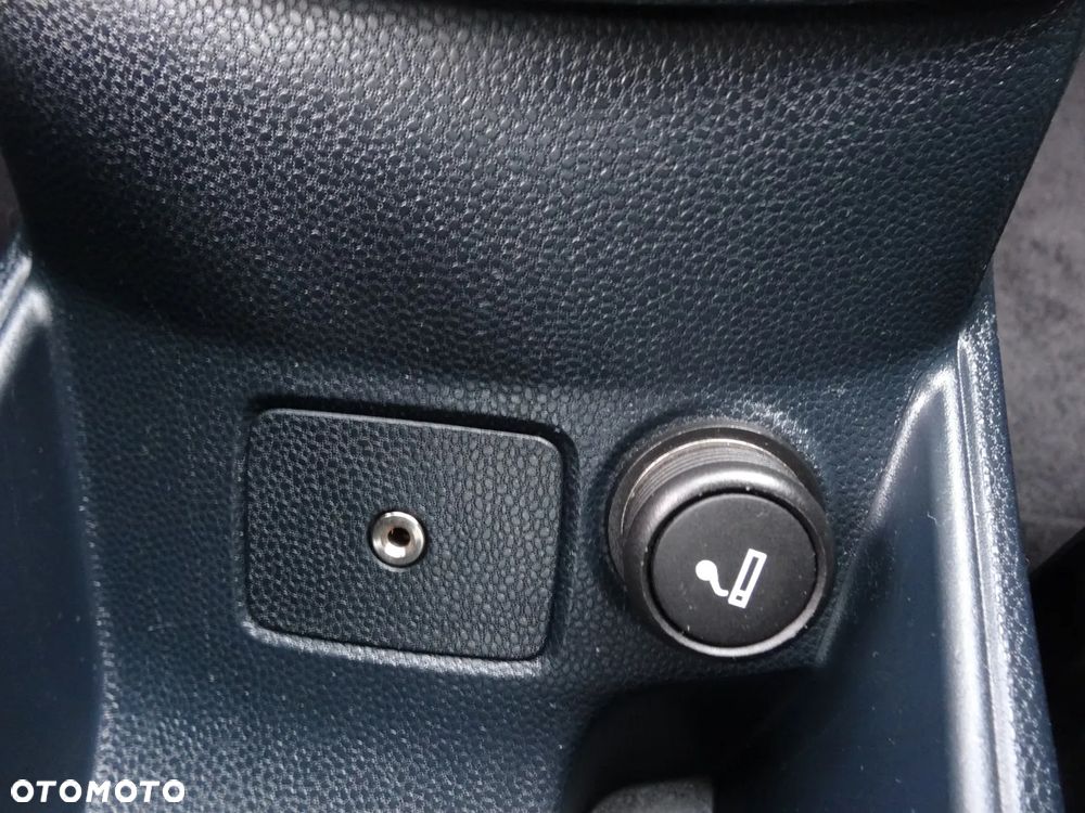 Ford Fiesta 1.25 Titanium EU5 - 25