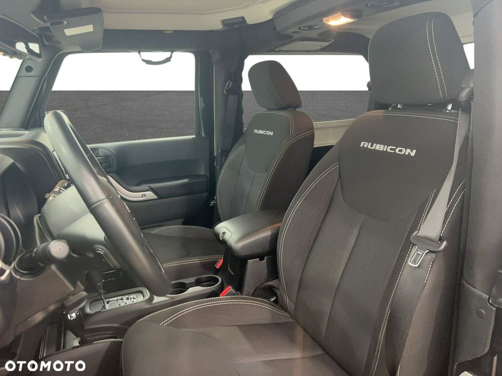 Jeep Wrangler - 15