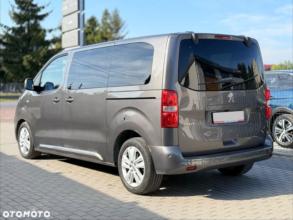 Peugeot Traveller 2017 photo 4