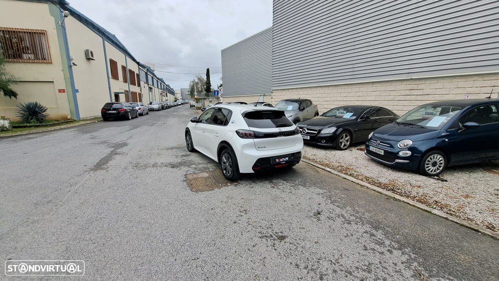 Peugeot e-208 50 kWh Allure - 26