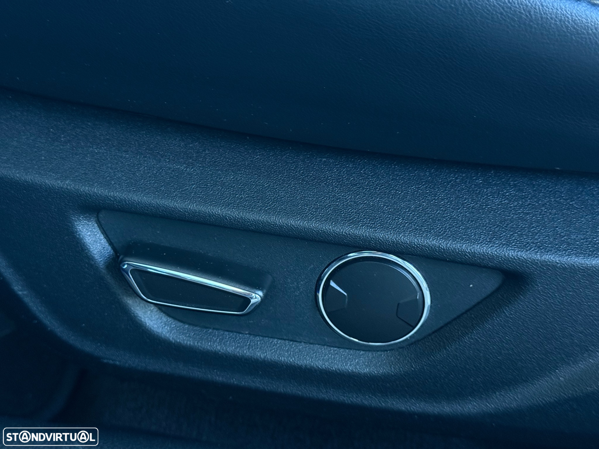 Ford Mustang 2.3 Eco Boost - 33