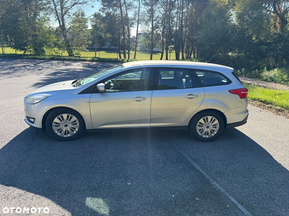 Ford Focus 1.6 TDCi Trend - 4