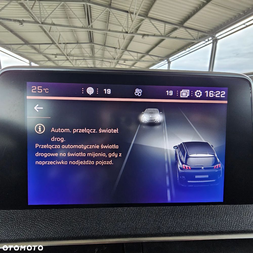 Peugeot 5008 1.6 PureTech GT S&S EAT8 - 29